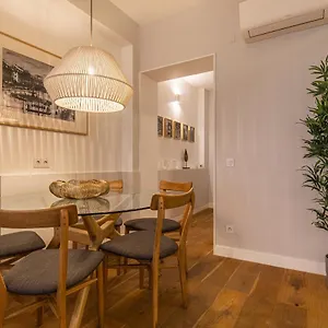  Apartamento Upscale & Modern 2bdr Portugal